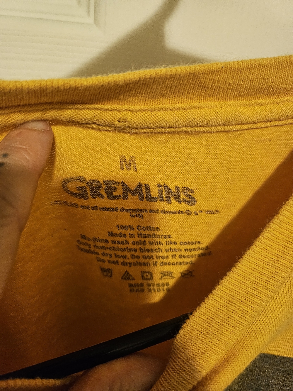 Yellow Gizmo Graphic Tee - Playful Mogwai Design - Picture 4 of 4